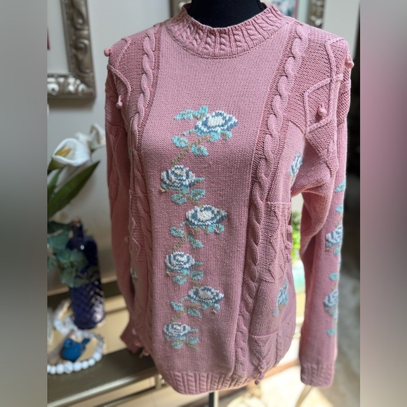 VTG IZOD CLUB HAND EMBROIDERED BLUE & PINK CROCHETED COTTAGE CORE SWEATER SZ S - Picture 2 of 11